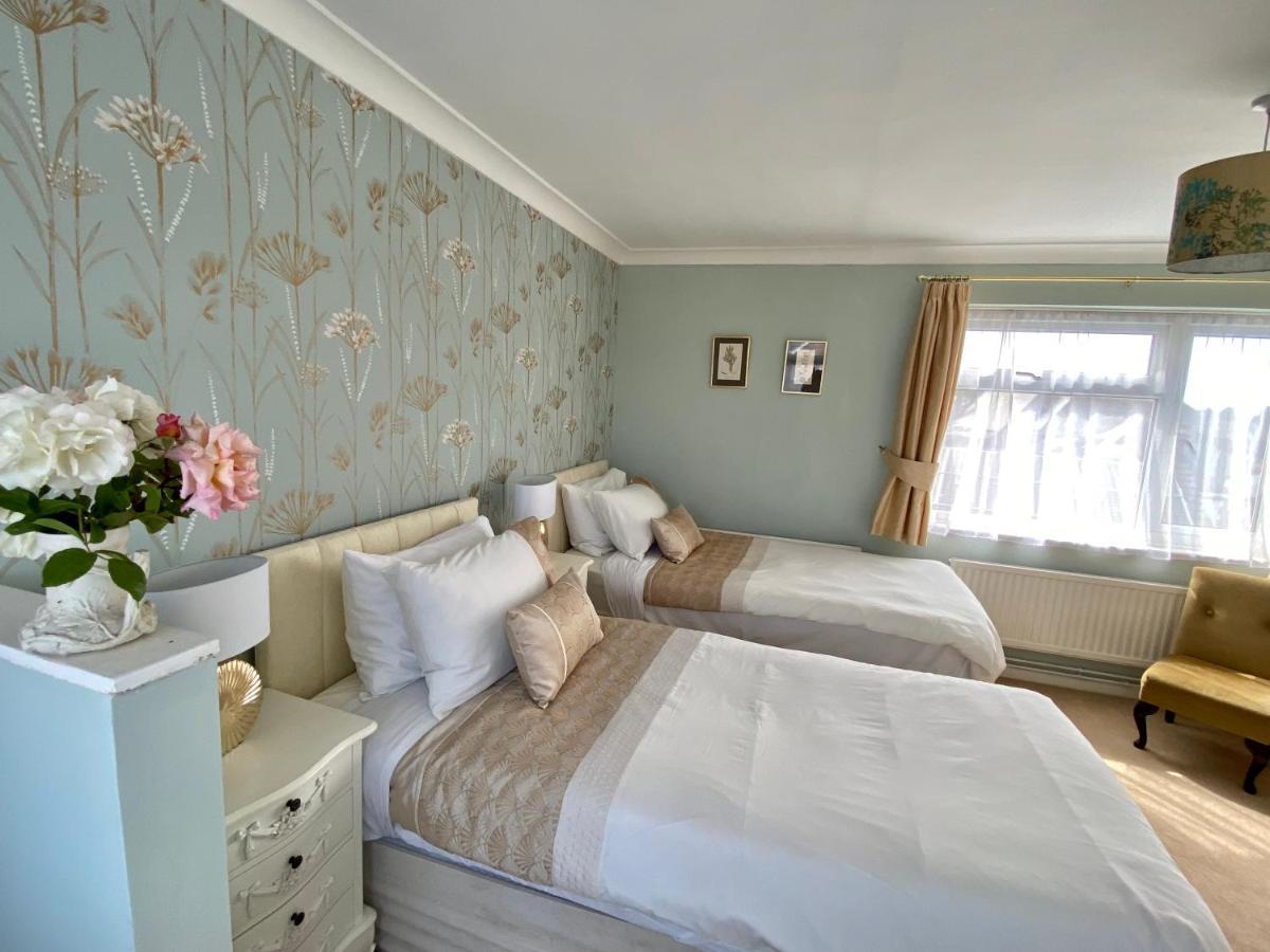 St. Georges House Bed & Breakfast Shanklin Exterior photo